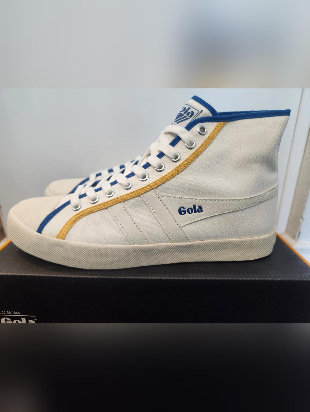 Gola Size 10 Coaster Smash High Top Sneakers Off White